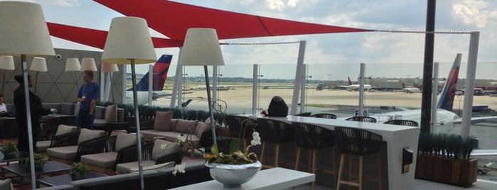 Delta Sky Club is one of Chris’s Liked Places.