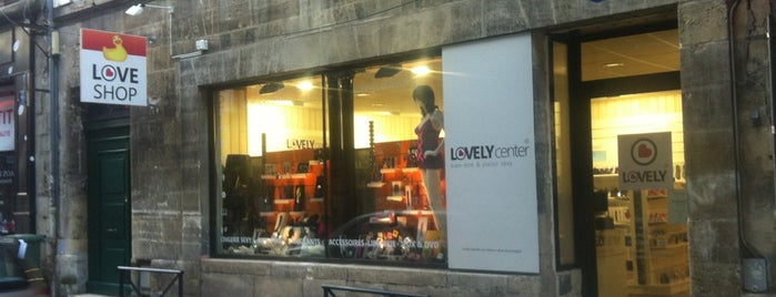 Love shop is one of La vie de @Ny_Batterii.