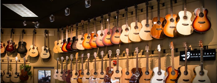 Five Star Guitars is one of Lieux qui ont plu à Stacy.