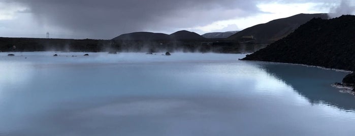 Bláa lónið (Blue Lagoon) is one of Tempat yang Disukai Amra.