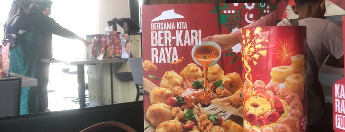 Pizza Hut Kuala Kangsar is one of Makan @ Utara #15.