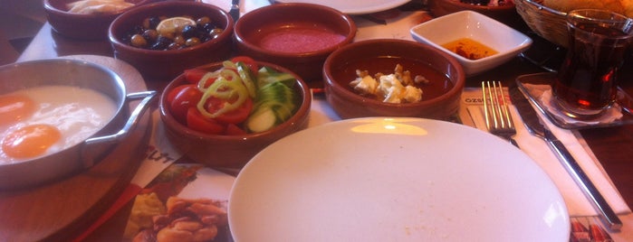 Özsüt is one of Must-visit Food in Istanbul.