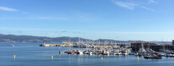 Puerto Juan Carlos I is one of Locais curtidos por Adrián.