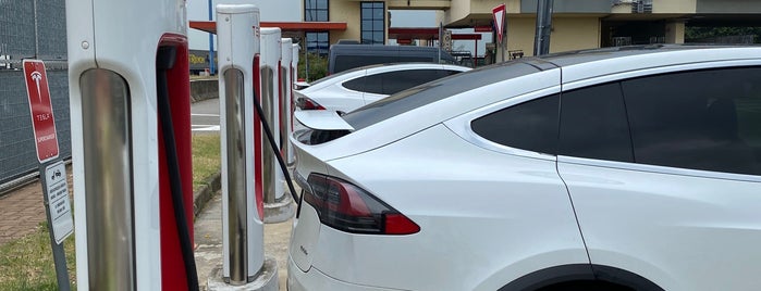 Tesla Superchargers in Italy