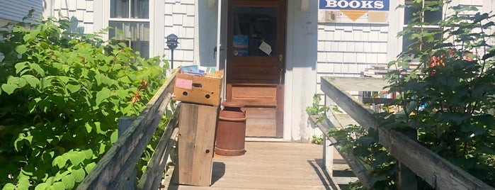 Tim's Used Books is one of Bookshops - US East.