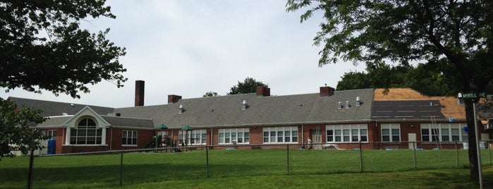 South Mountain School is one of Outdoor fun in Summit, Millburn, Short Hill.