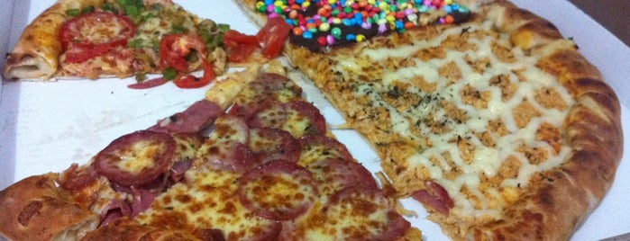 Só Pizzas is one of Lugares.