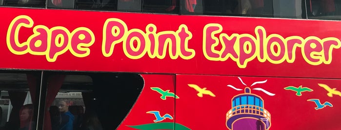 City Sightseeing (Red Bus)-Long Street is one of Locais curtidos por Paige.