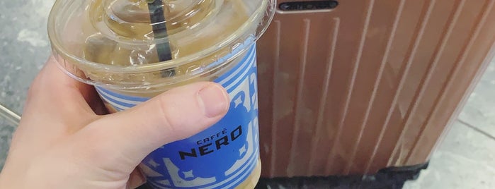 Caffè Nero is one of Lieux qui ont plu à Paige.