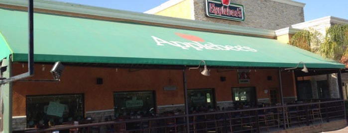 Applebee's is one of Restaurantes.