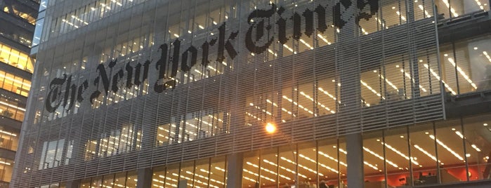 The New York Times Building is one of สถานที่ที่บันทึกไว้ของ Karina.