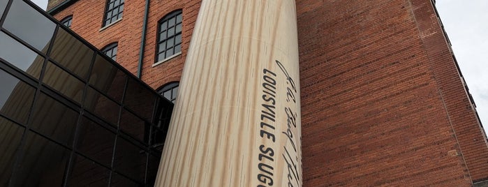 Louisville Slugger Giant Bat is one of KY - Louisville.