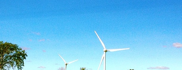 Wind Farm is one of Locais curtidos por Debbie.