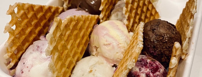 Jeni's Splendid Ice Creams is one of Dessert and Bakeries - Dallas.