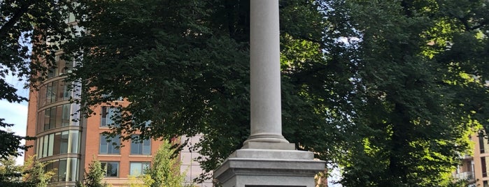 Seagull Monument Fountain is one of Posti che sono piaciuti a Lizzie.