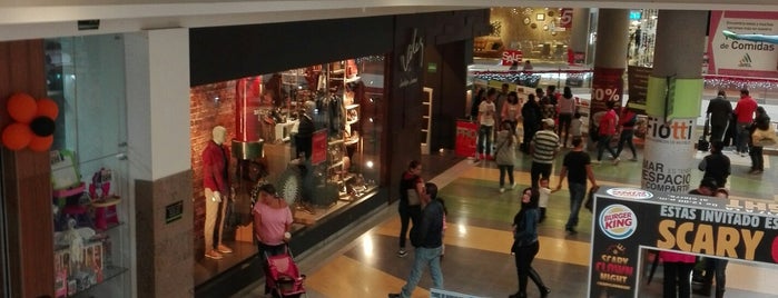 Plaza Central Centro Comercial is one of Bogota.