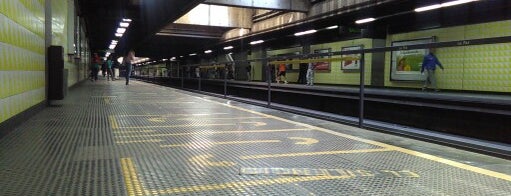 Metro - La Paz is one of Sistema Metro de Caracas - Linea 2.