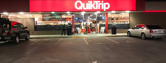 QuikTrip is one of Chesterさんのお気に入りスポット.