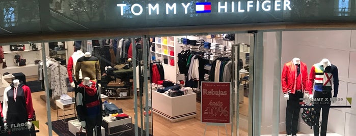 Tommy Hilfiger Torre Manacar is one of Oscarさんのお気に入りスポット.