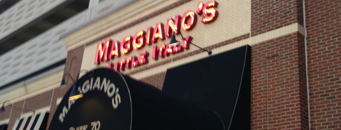 Maggiano's Little Italy is one of Places for prospecting.