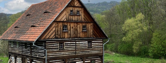 Zubrnice Skanzen is one of České Švýcarsko.