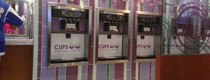 Cups Frozen Yogurt is one of Posti che sono piaciuti a Lulu.