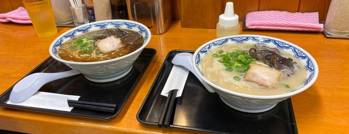 博多らーめん 由丸製麺所 is one of 行ったラーメン屋.