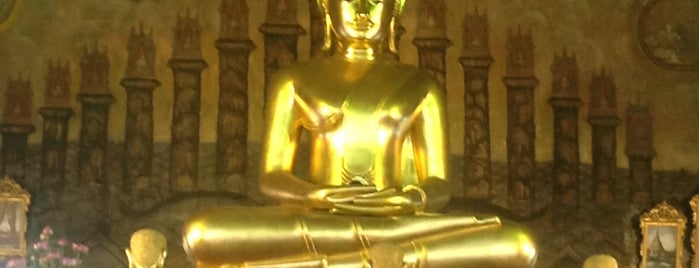 วัดระฆังโฆสิตารามฯ is one of Bangkok.