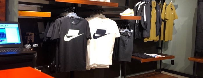 Nike Store is one of Brasilia.