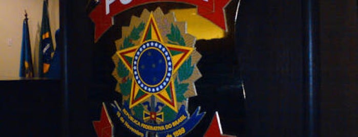 Polícia Federal is one of สถานที่ที่ Charles Souza Madureira ถูกใจ.