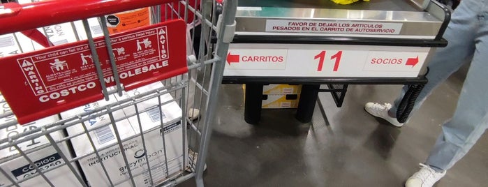 Costco Santa Fe is one of Verónicaさんのお気に入りスポット.