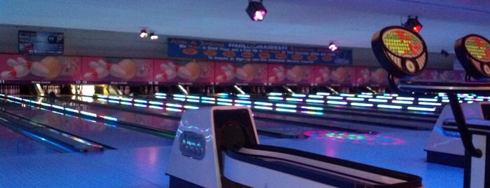 Plaza Lanes is one of La-Tica’s Liked Places.