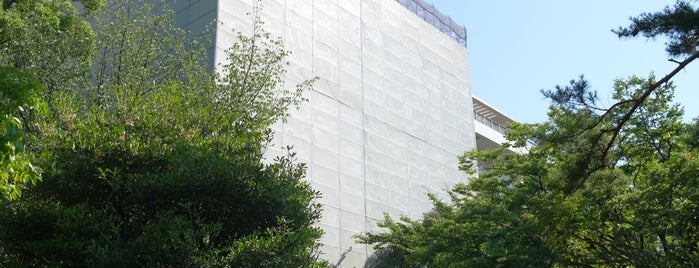 明治大学 和泉キャンパス 第二校舎 is one of DOCOMOMO Japan 150.