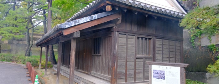 Doshin Bansho Guardhouse is one of 江戸城.