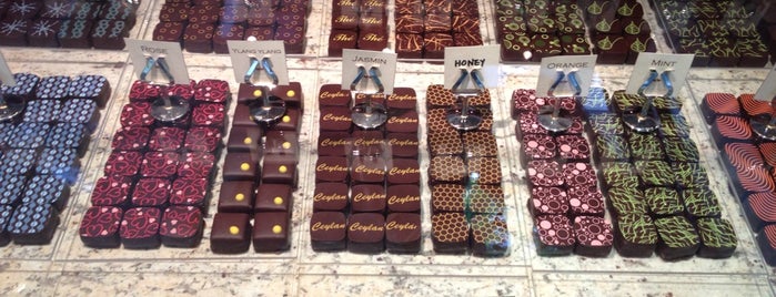 L'Atelier du Chocolat is one of Flatiron Eateries.