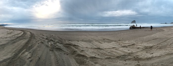 Pacific City Sand Dune is one of Lugares favoritos de Enrique.