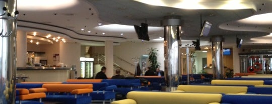 Business Lounge is one of Orte, die Андрей gefallen.