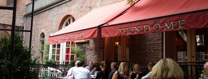 Bistro Vendome is one of Locais salvos de Kim.