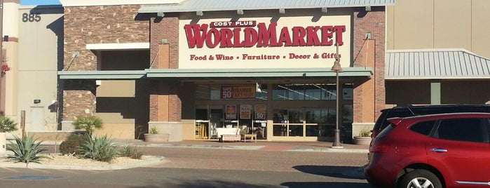 Cost Plus World Market is one of Raquelさんのお気に入りスポット.