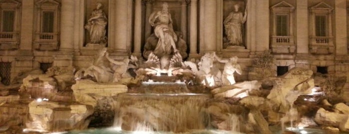 Fontaine de Trevi is one of Eurotrip.