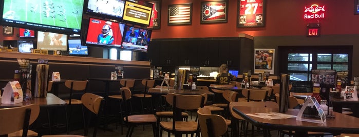 Buffalo Wild Wings is one of I went here.