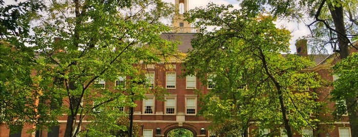 Upham Arch is one of Miami University.