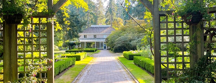 Lakewold Gardens is one of Valet Locations.