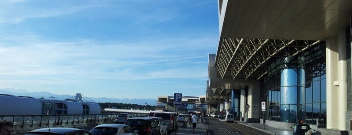 Aéroport de Milan Malpensa (MXP) is one of Italy.