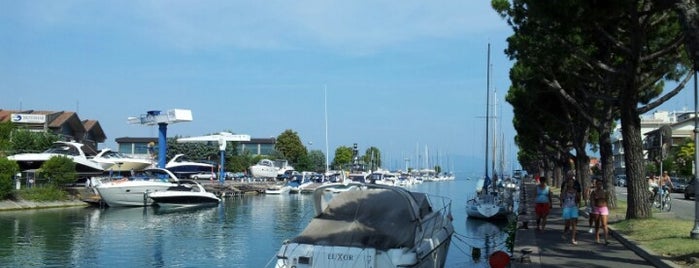 Lungolago Peschiera del Garda is one of Italy.