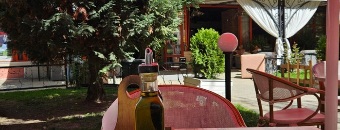 E'memento Bar & Dinner is one of Plovdiv.
