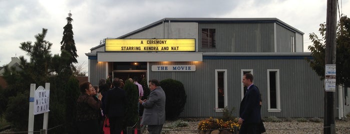Montauk Movies is one of Hamptons.