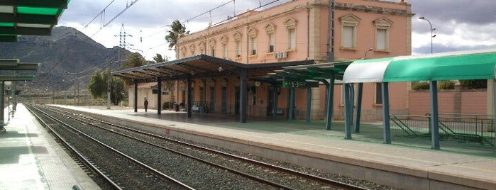 Estación de Elda-Petrer is one of Estaciones de Tren.