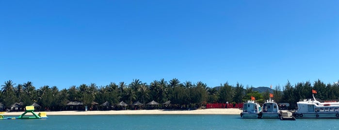 Hon Lao Monkey Island is one of Locais salvos de Vladimir.