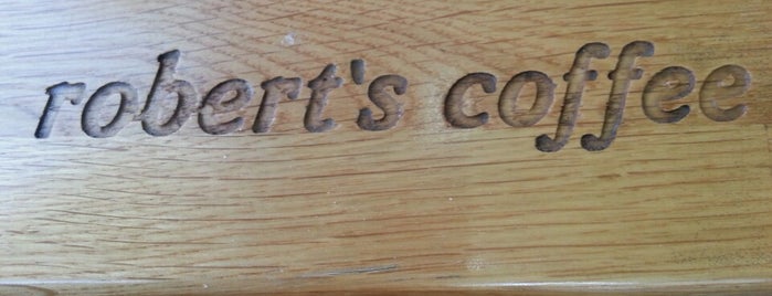 Robert's Coffee is one of Orte, die Canbel gefallen.